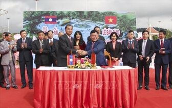 Khánh thành và bàn giao Công viên Hữu nghị Việt Nam - Lào