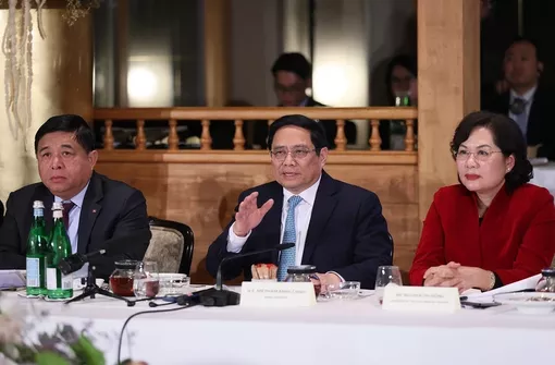 Thủ tướng Phạm Minh Chính đề nghị hỗ trợ xây dựng trung tâm tài chính Việt Nam