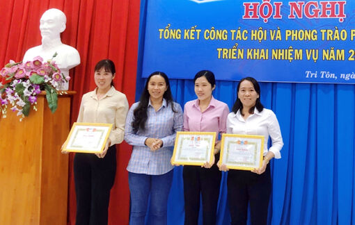 Tri Tôn tổng kết phong trào hội phụ nữ năm 2023