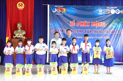 Lễ phát động cao điểm Chương trình Xuân tình nguyện năm 2024 huyện Chợ Mới