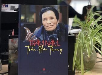 Ra mắt cuốn sách 'Trăm năm Trần Hữu Thung'