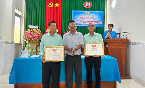 Xí nghiệp Điện nước huyện Tri Tôn phát động phong trào thi đua năm 2024