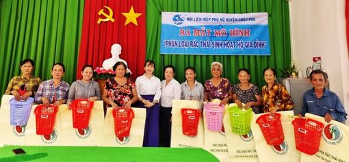 Phát huy vai trò phụ nữ Châu Phú trong xây dựng gia đình hạnh phúc