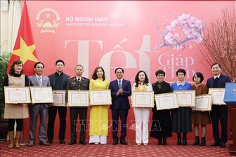 Bộ Ngoại giao gặp mặt các cơ quan báo chí Việt Nam nhân dịp năm mới Giáp Thìn 2024