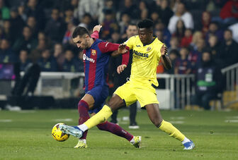 Barca thua đau Villarreal sau màn rượt đuổi 'điên rồ'
