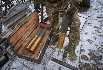 Ukraine phát hiện vụ tham nhũng 40 triệu USD trong thỏa thuận mua vũ khí