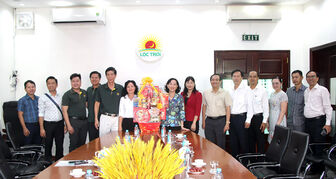 Phó Chủ tịch UBND tỉnh An Giang Nguyễn Thị Minh Thúy thăm và chúc Tết các doanh nghiệp