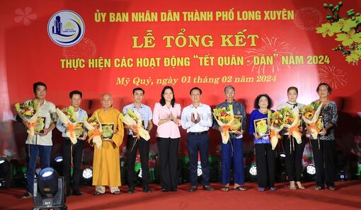 Nhiều hoạt động ý nghĩa trong Tết quân – dân ở TP. Long Xuyên
