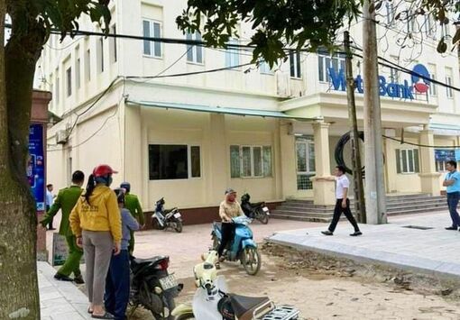 Truy bắt đối tượng táo tợn cướp ngân hàng Vietinbank ở Nghệ An
