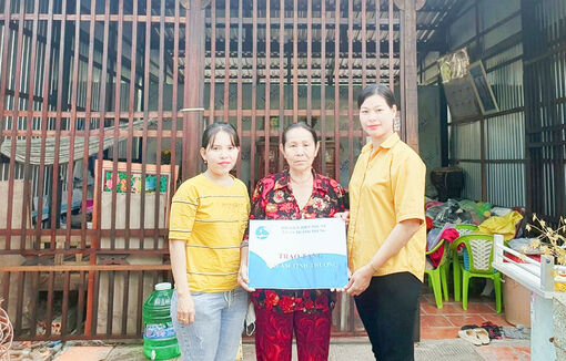 Phụ nữ Chợ Mới tích cực chăm lo an sinh xã hội