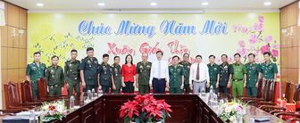 Bộ Tư lệnh Quân khu 3 - Quân đội Hoàng gia Campuchia chúc Tết lãnh đạo và Nhân dân An Giang