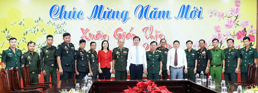 Đoàn kết giữ vững an ninh biên giới