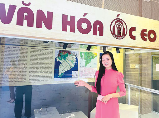 Người kể chuyện ở Khu di tích quốc gia đặc biệt Óc Eo - Ba Thê