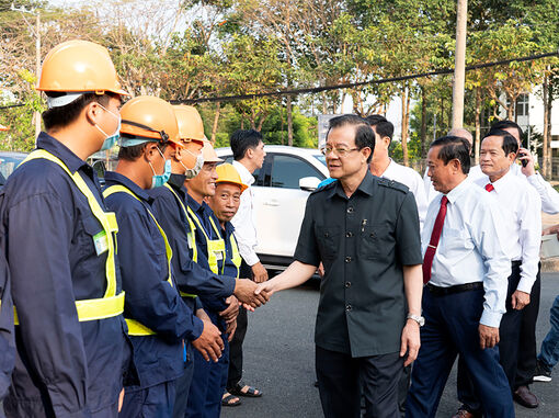 Tỉnh ủy, HĐND, UBND, UBMTTQVN tỉnh An Giang chúc Tết trước thềm giao thừa
