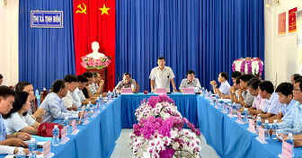 Chủ tịch UBND TX. Tịnh Biên Phạm Thành Nhơn họp mặt, triển khai nhiệm vụ đầu năm 2024