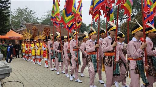 Lễ hội đền Mẫu Âu Cơ - nơi cội nguồn dân tộc Việt