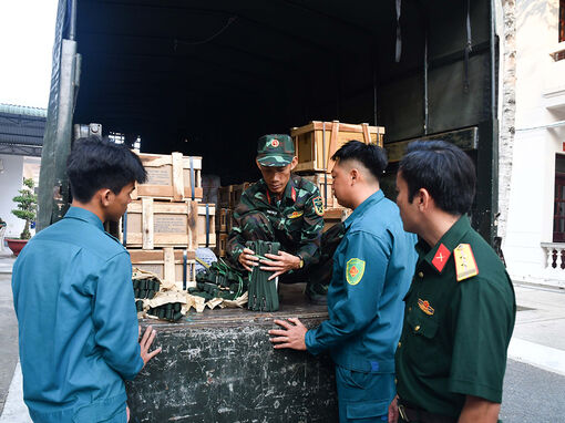 An Giang bảo đảm đầy đủ quân trang cho chiến sĩ mới