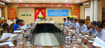 Văn phòng HĐND - UBND huyện Tri Tôn phát động phong trào thi đua năm 2024