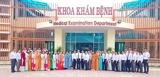 Trung tâm Y tế huyện Châu Phú họp mặt kỷ niệm 69 năm Ngày Thầy thuốc Việt Nam