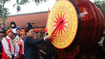 Hàng nghìn du khách dự khai hội Kinh Dương Vương tại Bắc Ninh