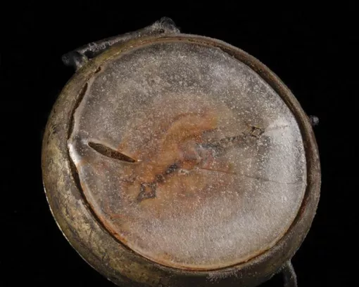 Chiếc đồng hồ tìm thấy sau vụ ném bom nguyên tử ở Hiroshima có giá 31.000 USD
