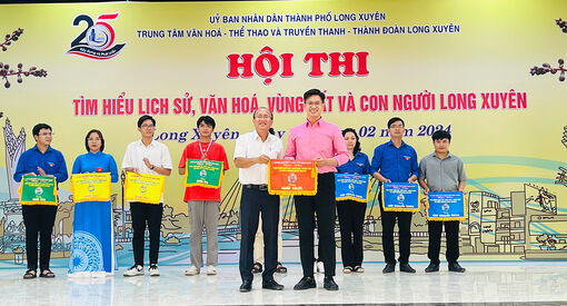 Mỹ Long – THPT Long Xuyên đoạt giải nhất Hội thi Tìm hiểu lịch sử, văn hóa, vùng đất và con người Long Xuyên