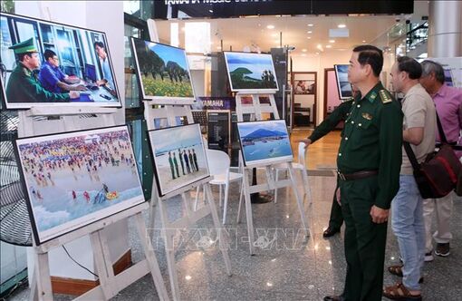 Ấn tượng Triển lãm ảnh về Bộ đội Biên phòng Việt Nam