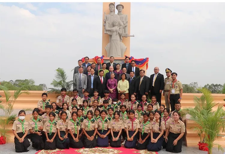 Khánh thành thêm một Đài Hữu nghị Việt Nam-Campuchia