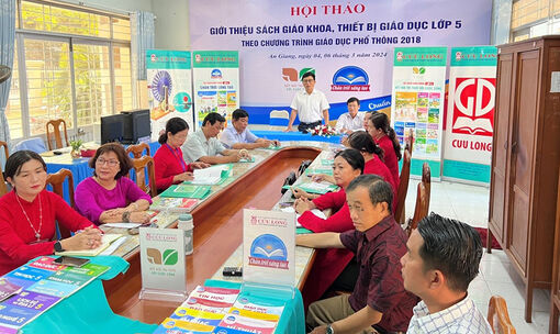 An Giang giới thiệu sách giáo khoa lớp 5