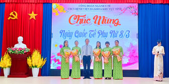 Bệnh viện Đa khoa Khu vực tỉnh An Giang tổ chức họp mặt kỷ niệm Ngày Quốc tế Phụ nữ