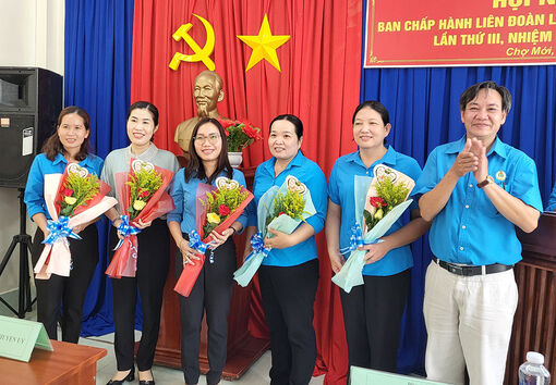 Bầu chức danh Phó Chủ tịch Liên đoàn Lao động huyện Chợ Mới