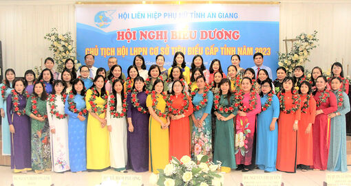 Tôn vinh phụ nữ, một nửa thế giới
