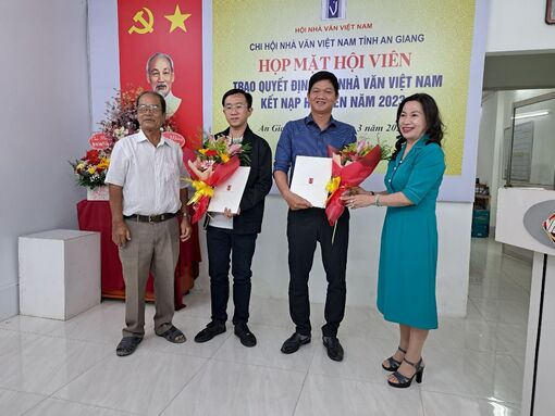 An Giang có số hội viên Hội Nhà văn Việt Nam cao nhất ĐBSCL