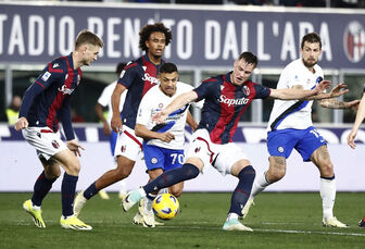 Inter Milan tiếp tục bay cao, tiến gần ngôi vô địch Serie A
