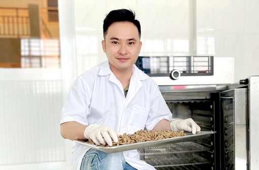 Tấm gương nghiên cứu, sáng tạo