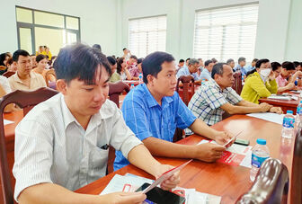 Tập huấn cảnh giác thủ đoạn lừa đảo công nghệ tại huyện Châu Phú