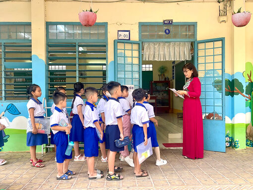 Học sinh tiểu học ở Chợ Mới thi “Viết đúng, viết đẹp”