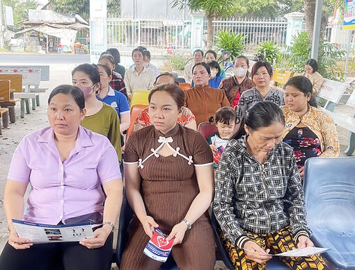 Châu Phú truyền thông duy trì vững chắc mức sinh thay thế