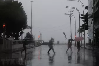 Mưa bão lớn tại Brazil và Cuba gây nhiều thiệt hại, hơn 10 người thiệt mạng