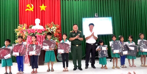 Bộ Chỉ huy Quân sự tỉnh An Giang tổ chức Chương trình “Tháng ba biên giới” Ở xã Nhơn Hội