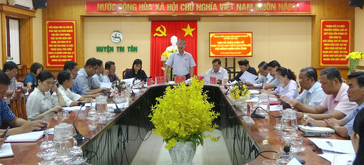 Tổ Đại biểu HĐND tỉnh An Giang huyện Tri Tôn họp thảo luận chuẩn bị kỳ họp thứ 19