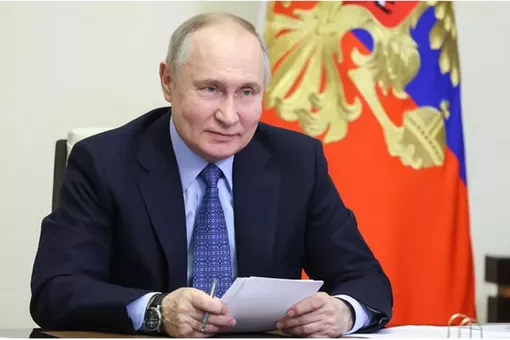 Tổng thống Putin ký lệnh tuyển 150.000 lính, Nga ngăn Ukraine luân chuyển quân