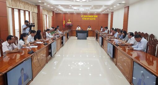 Kết hợp chặt chẽ nội lực với ngoại lực, thúc đẩy kinh tế Việt Nam phát triển