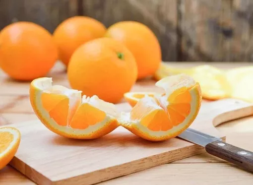 Nên ăn bao nhiêu quả cam một ngày?