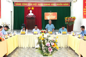 Huyện ủy An Phú làm việc với Đảng ủy xã Phước Hưng