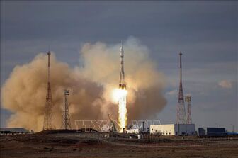 Tàu vũ trụ Soyuz MS-25 của Nga về Trái Đất