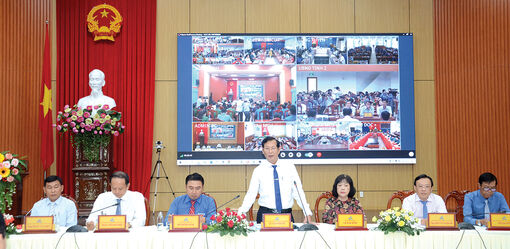 Đối thoại với thanh niên