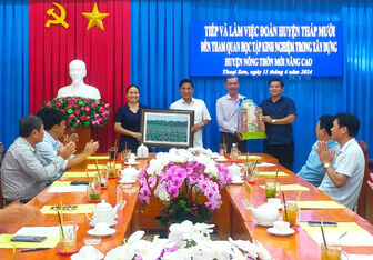 Huyện Tháp Mười học tập kinh nghiệm xây dựng nông thôn mới nâng cao tại huyện Thoại Sơn