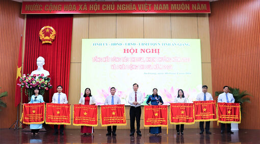 Đẩy mạnh tuyên truyền, nhân rộng điển hình tiên tiến