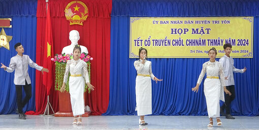 UNBD huyện Tri Tôn họp mặt Tết Chol Chnam Thmay năm 2024